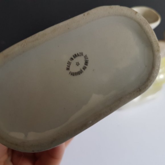 Brazilian Ladies Bud Vases Set (2) - Picture 5 of 6